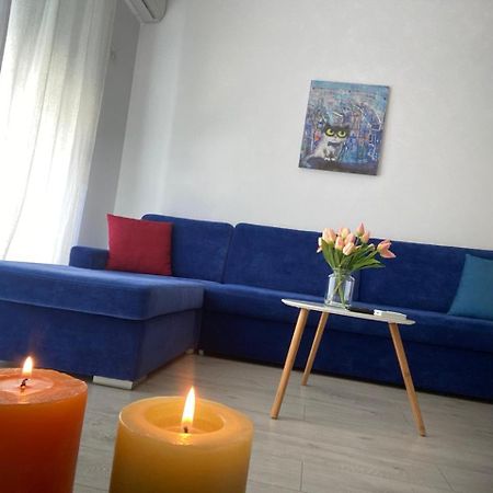 Rock Apartments Sarandë Esterno foto