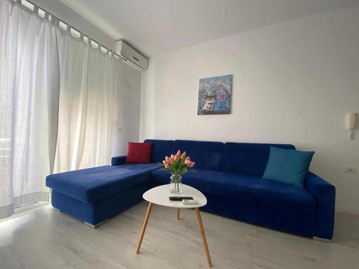 Rock Apartments Sarandë Esterno foto