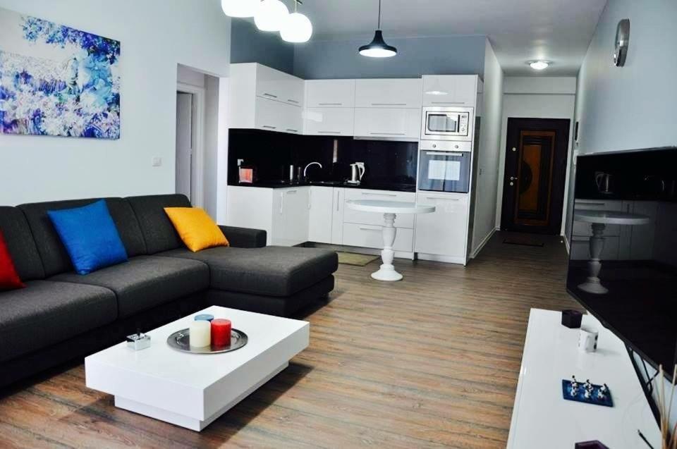 Rock Apartments Sarandë Esterno foto