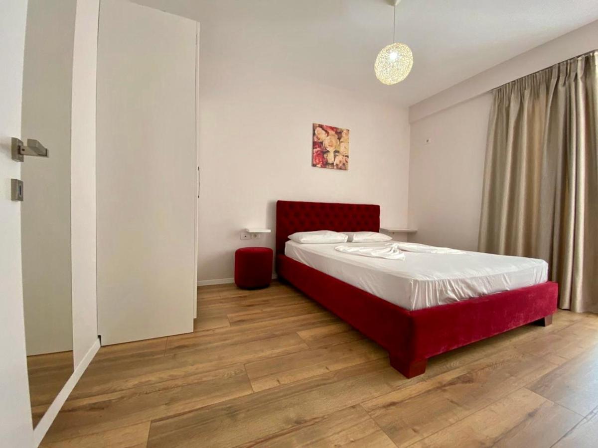 Rock Apartments Sarandë Esterno foto