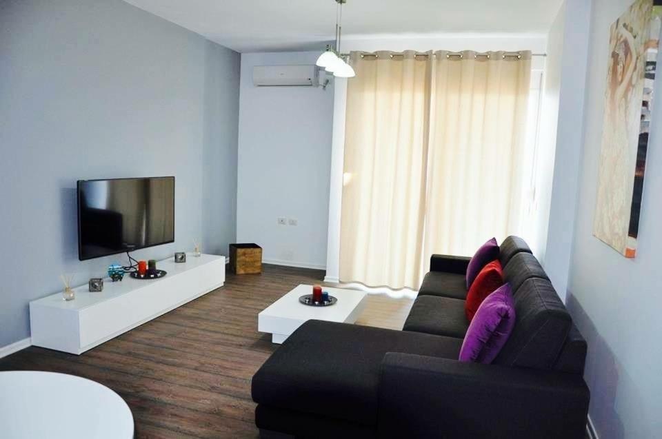 Rock Apartments Sarandë Esterno foto
