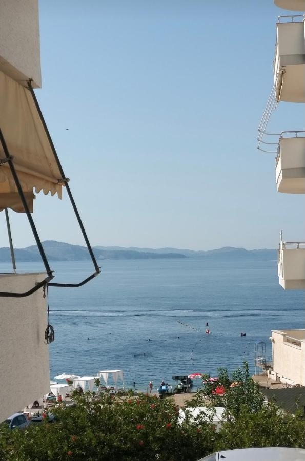 Rock Apartments Sarandë Esterno foto