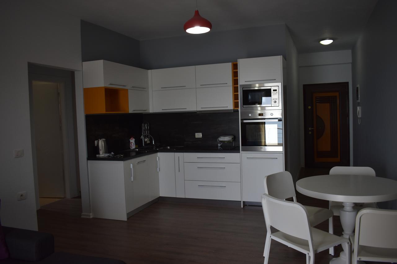 Rock Apartments Sarandë Esterno foto